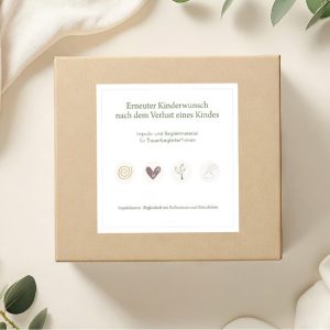 TrauerGut Impulskartenset im Karton auf cremefarbener Tischdecke